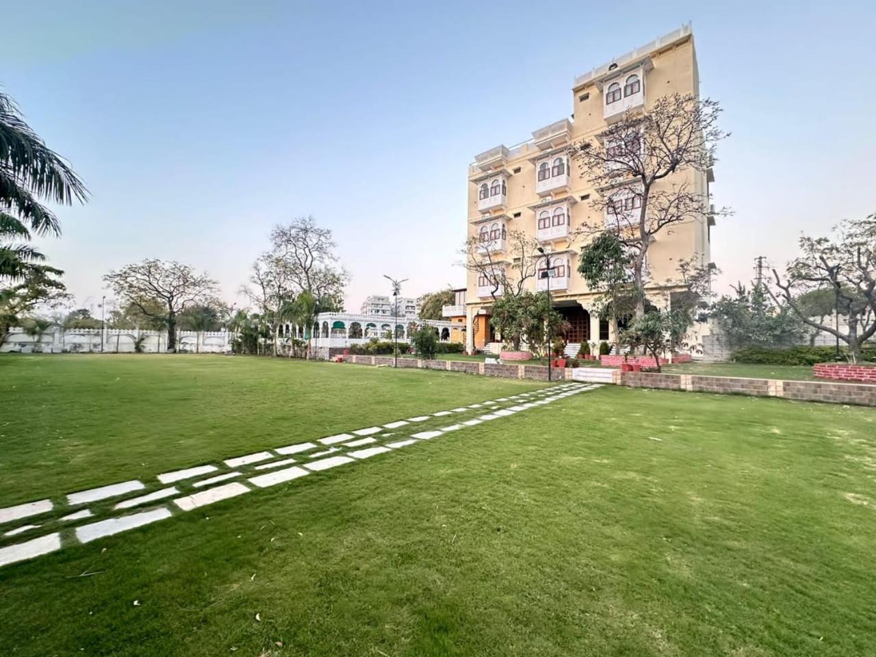 Manas Resort By Rudrakshi Udaipur Eksteriør billede
